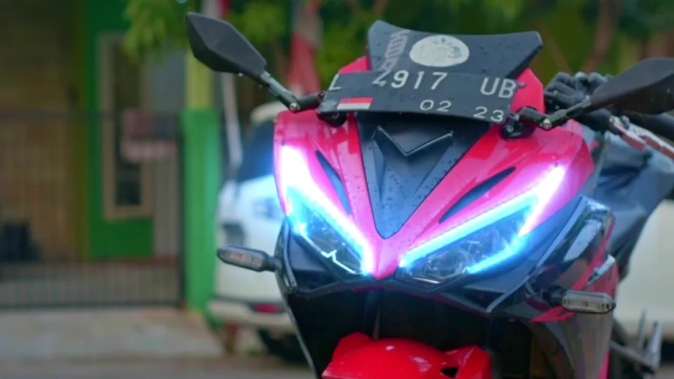 CINEMATIC CBR 150R